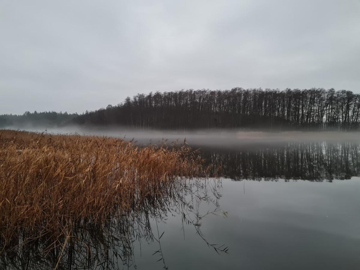 4 Sterne-Haus Am See Waren  Buitenkant foto