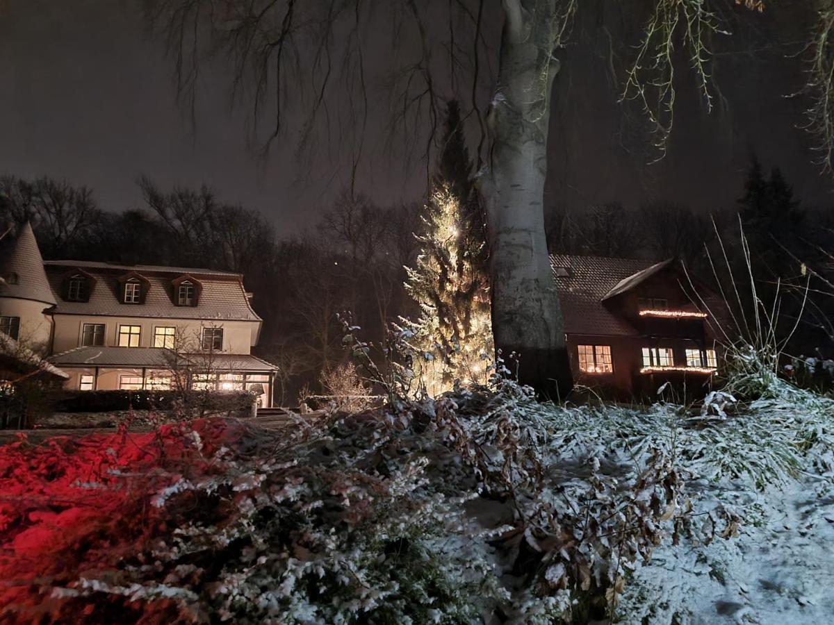 4 Sterne-Haus Am See Waren  Buitenkant foto